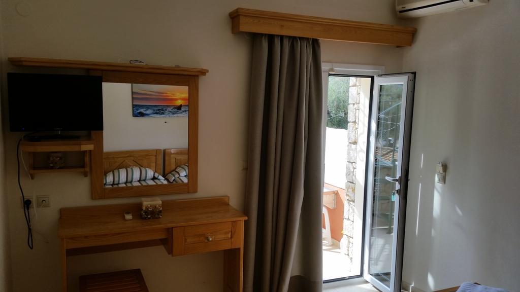 Alipa Beach Apartment Paleokastritsa Pokój zdjęcie